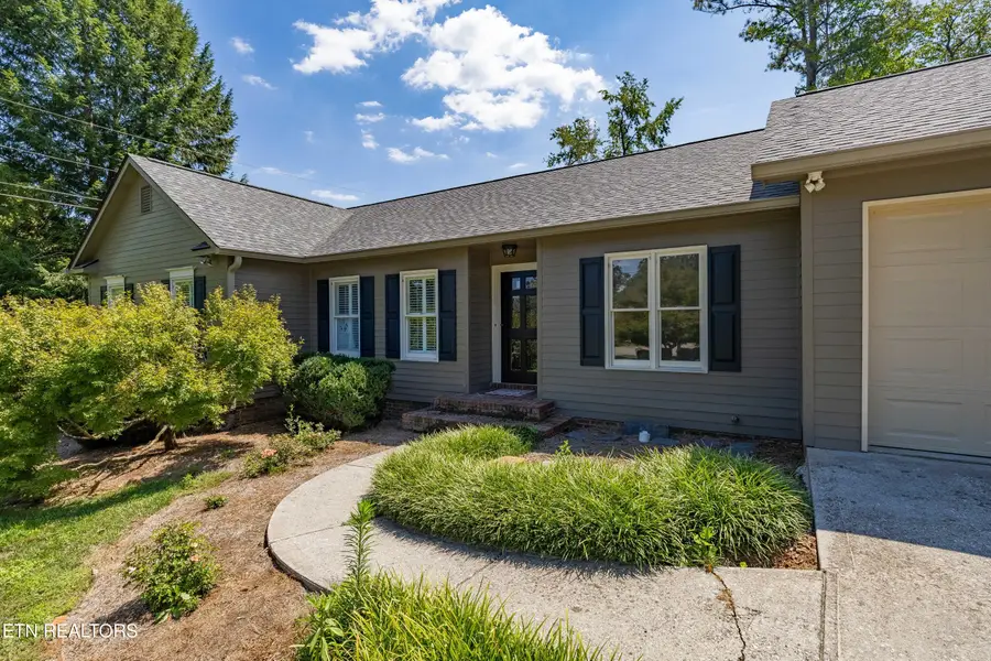 6812 Glenbrook Drive, Knoxville, TN 37919 - #2