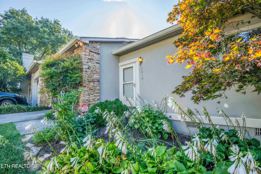 1610 Stone Hedge Drive, Knoxville, TN 37909 - #2