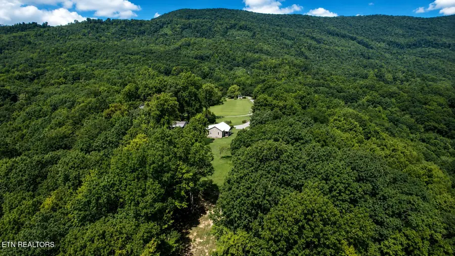 190 Cleve Lane, Briceville, TN 37710 - #3