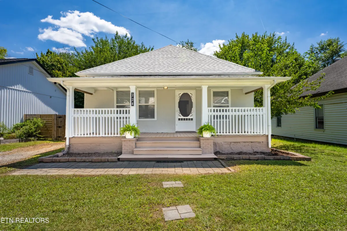 224 E Morelia Ave, Knoxville, TN 37917 - #1