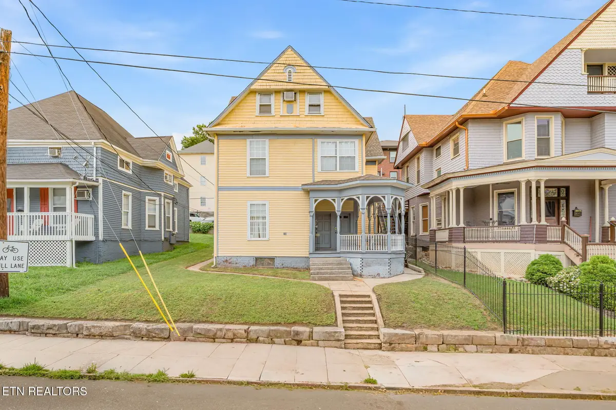 1205 Clinch Ave, Knoxville, TN 37916 - #1