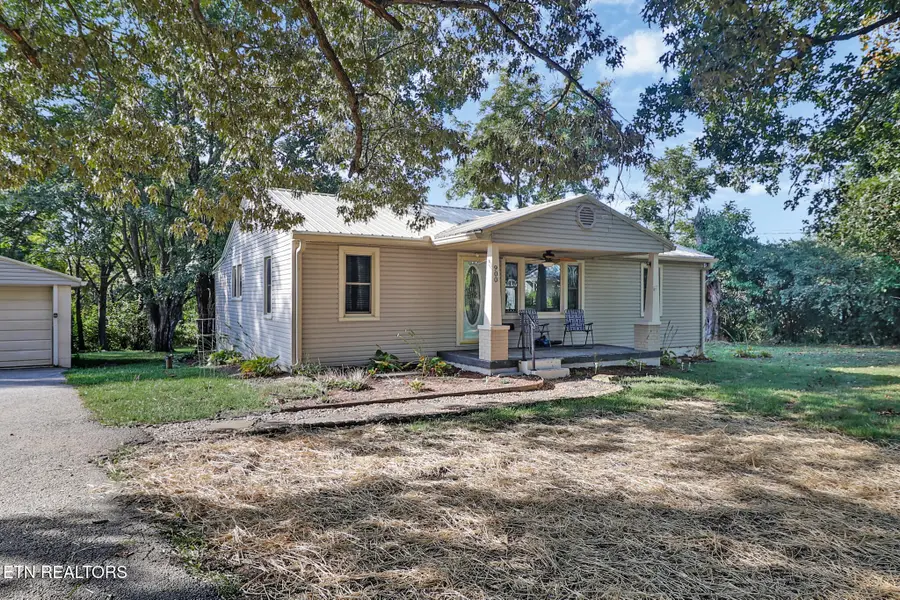 900 E First St. St, Crossville, TN 38555 - #3