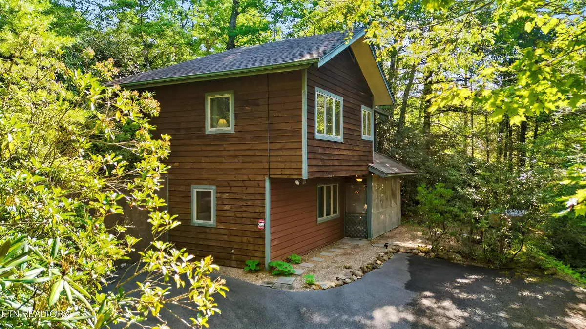 925 Sunshine Tr, Gatlinburg, TN 37738 - #1