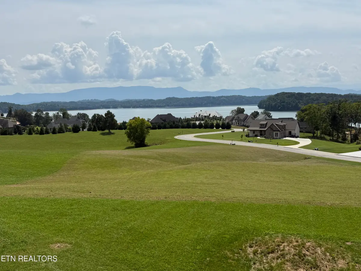 Majestic Circle, Dandridge, TN 37725 - #1