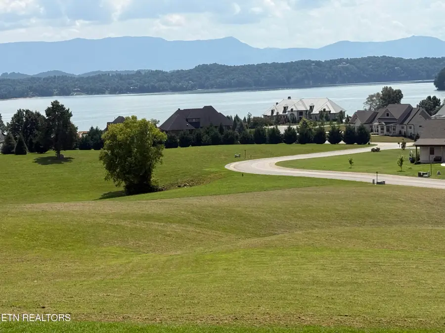 Majestic Circle, Dandridge, TN 37725 - #2