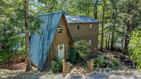 5723 Lakeshore Drive, Tallassee, TN 37878