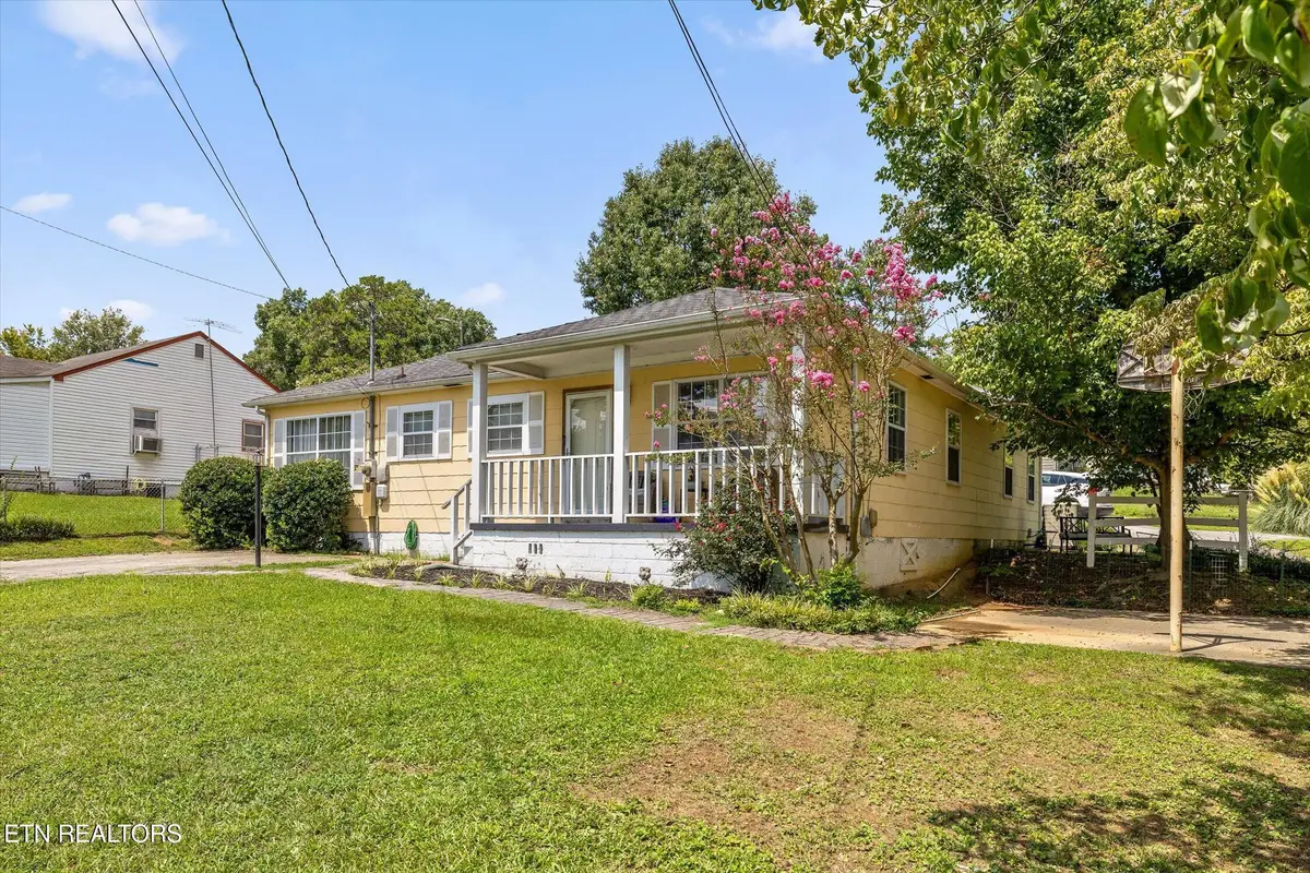 5225 State Line Rd, Chattanooga, TN 37412 - #1