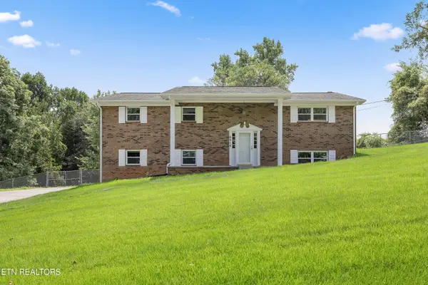 6916 Wood Rd, Corryton, TN 37721