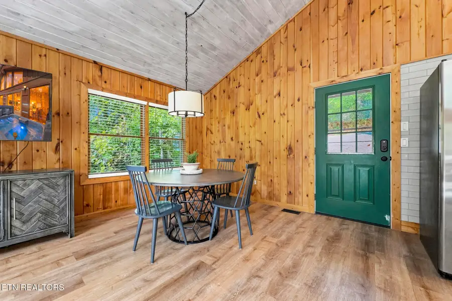 942 Vixen Run, Gatlinburg, TN 37738 - #3
