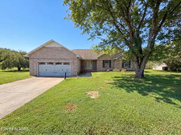 758 Meadow Ridge Rd, Walland, TN 37886