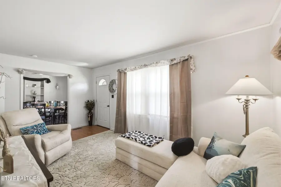 34 Mckinney St, Englewood, TN 37329 - #2