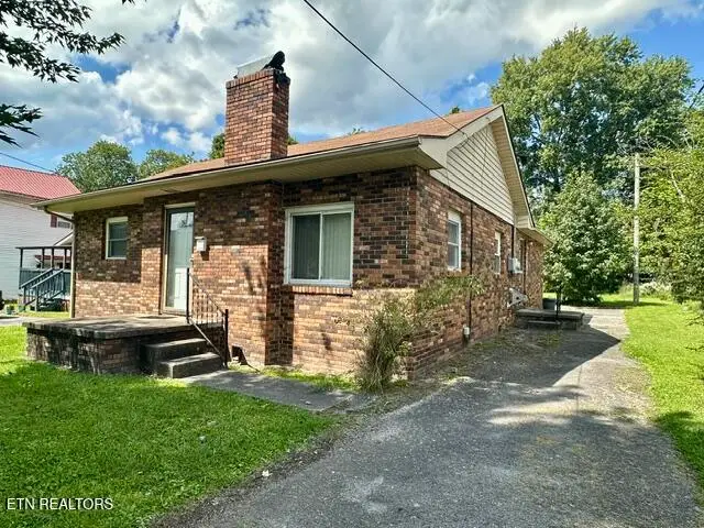 706 Ilchester Ave, Middlesboro, KY 40965 - #2