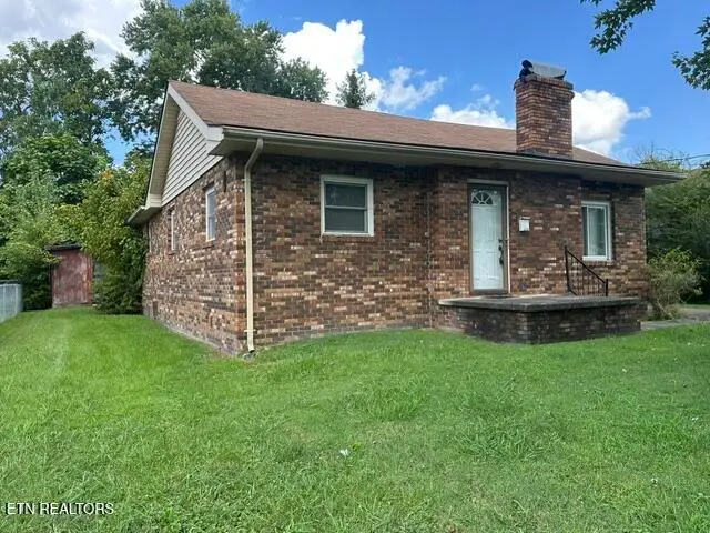 706 Ilchester Ave, Middlesboro, KY 40965 - #3