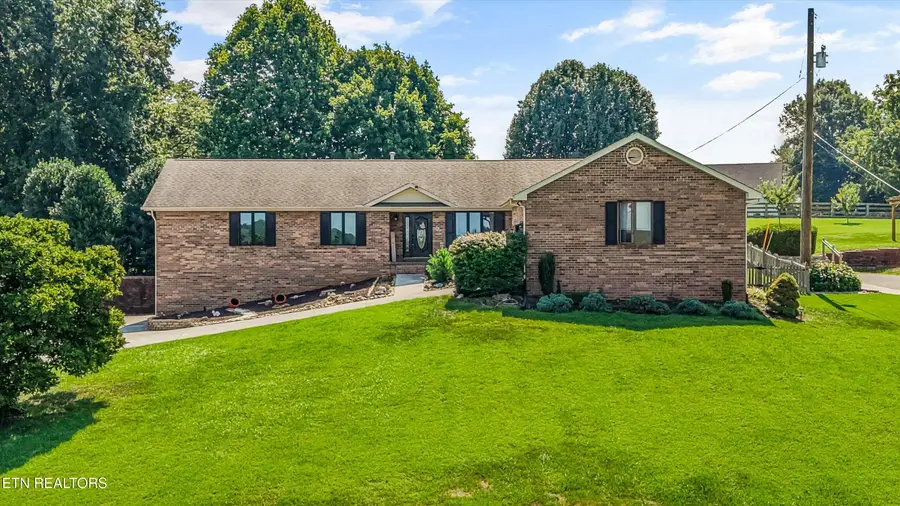 2112 Carpenters Grade Rd, Maryville, TN 37803 - #2