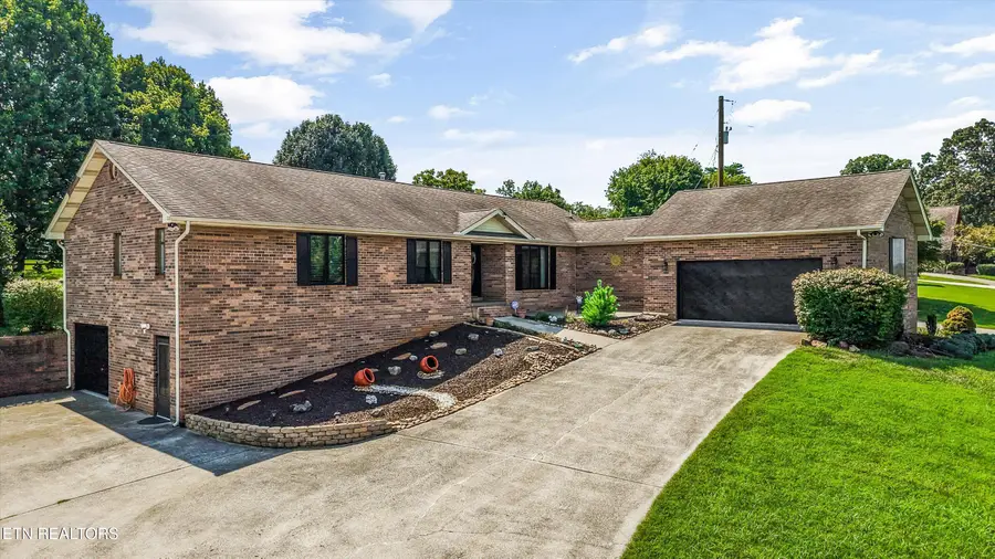 2112 Carpenters Grade Rd, Maryville, TN 37803 - #3