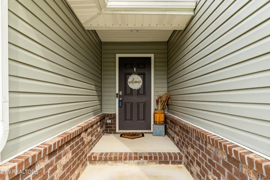 3042 Farmhouse Drive, Maryville, TN 37803 - #3