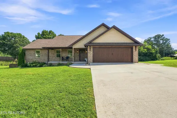 408 Melford Drive, Strawberry Plains, TN 37871