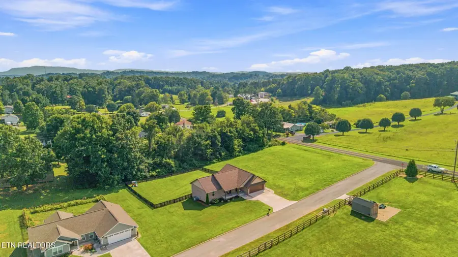 408 Melford Drive, Strawberry Plains, TN 37871 - #3