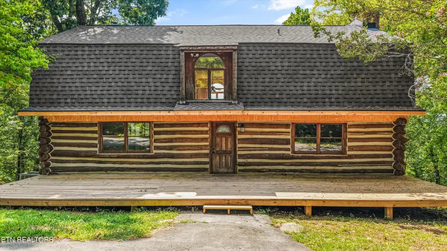 2834 Honeysuckle Tr, Rockford, TN 37853 - #3
