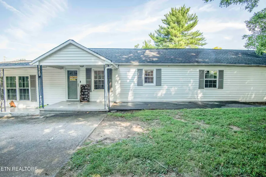 116 S Pine St, Maryville, TN 37804 - #2