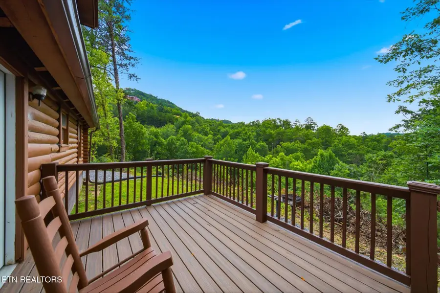 1736 Walker Tr, Sevierville, TN 37876 - #2