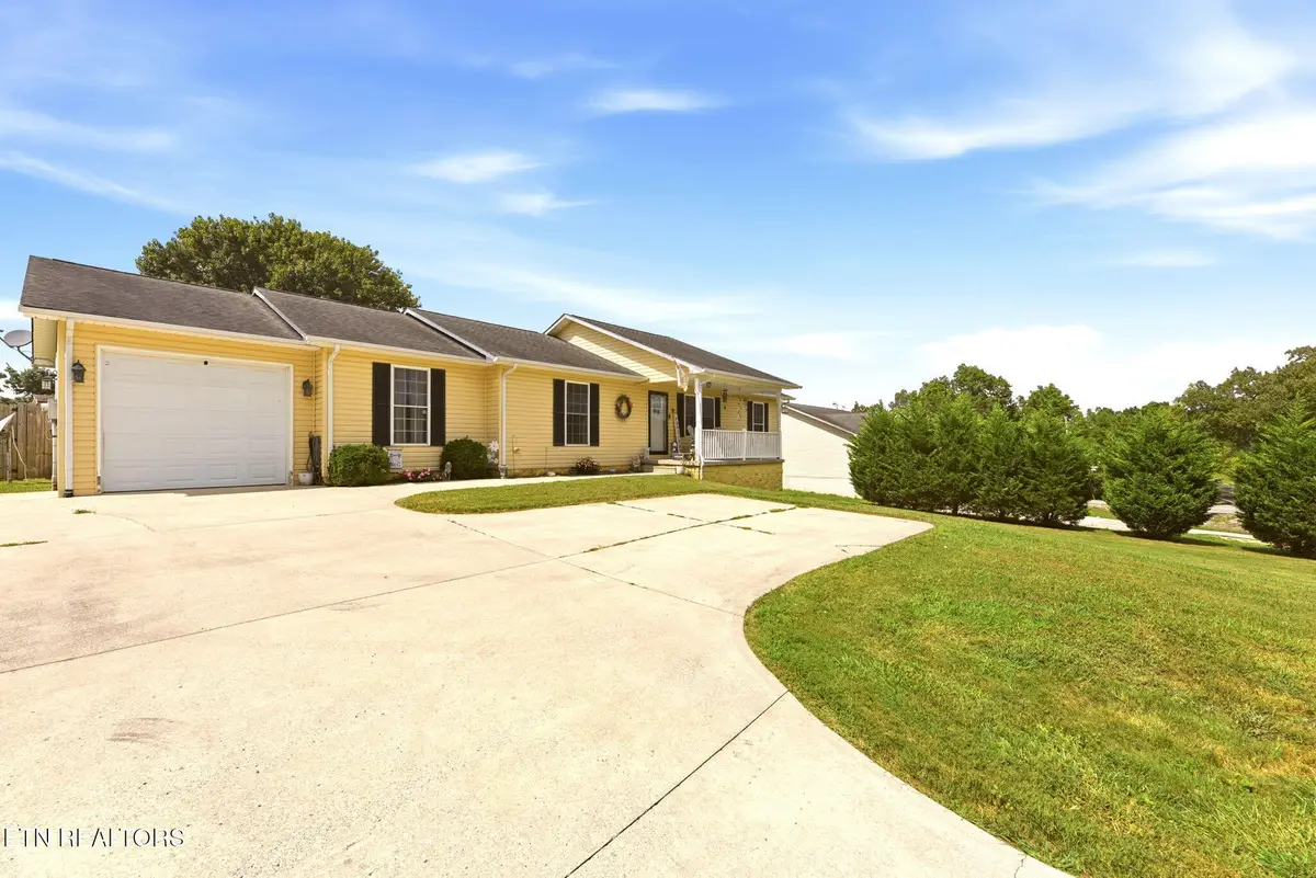 1035 Cook Rd, Crossville, TN 38555 - #1