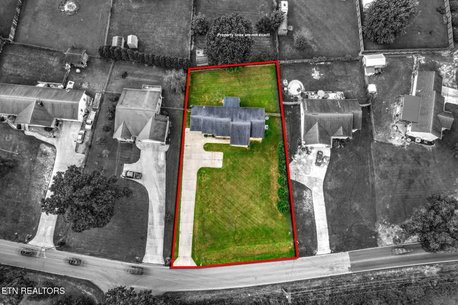 1035 Cook Rd, Crossville, TN 38555 - #3