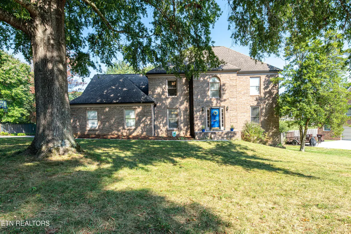 327 Sundown Rd, Knoxville, TN 37934 - #1