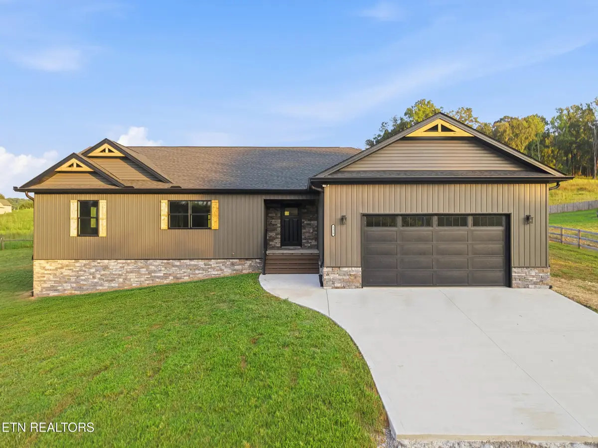 1328 Marble Hill Rd, Friendsville, TN 37737 - #1
