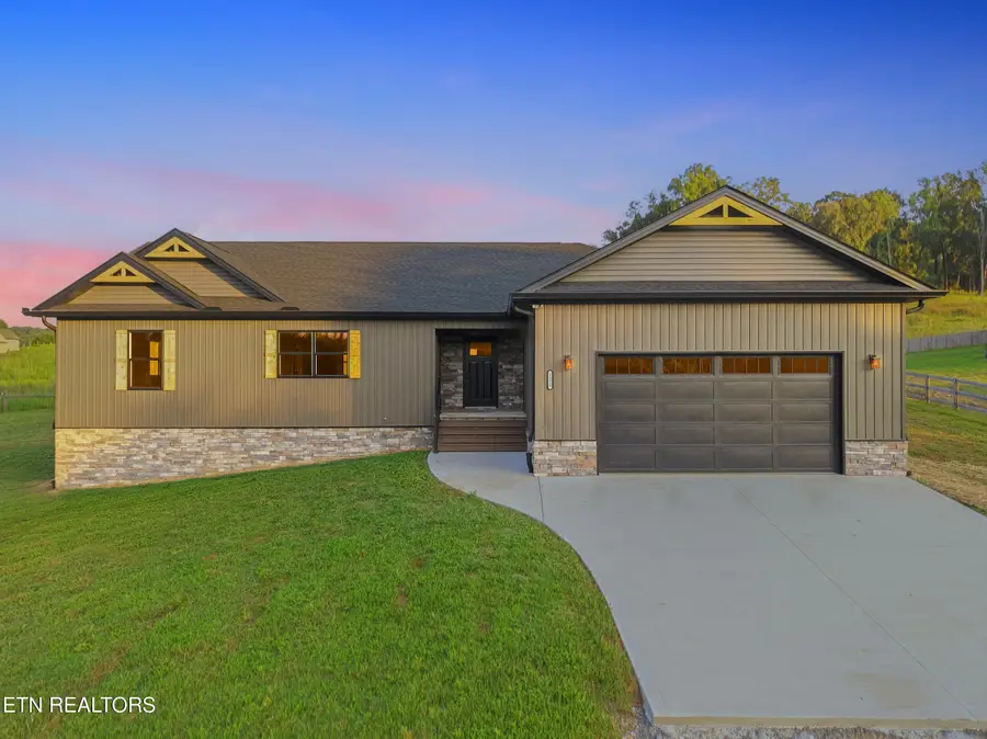 1328 Marble Hill Rd, Friendsville, TN 37737 - #2