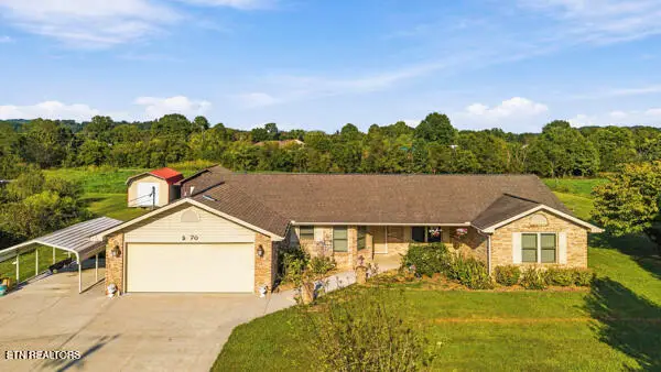 2970 Boyds Creek Hwy, Sevierville, TN 37876 - #2