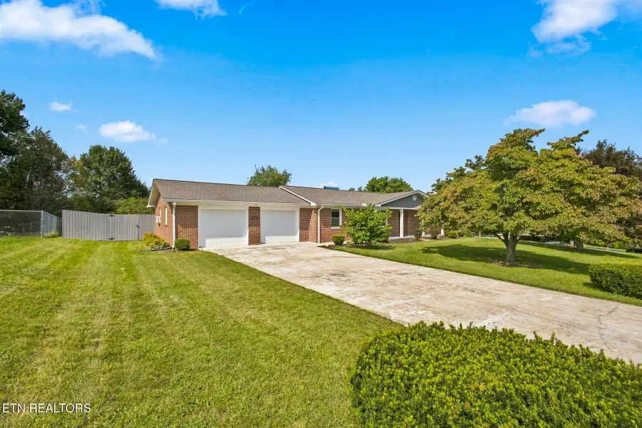 4121 Navaho Drive, Johnson City, TN 37604 - #3