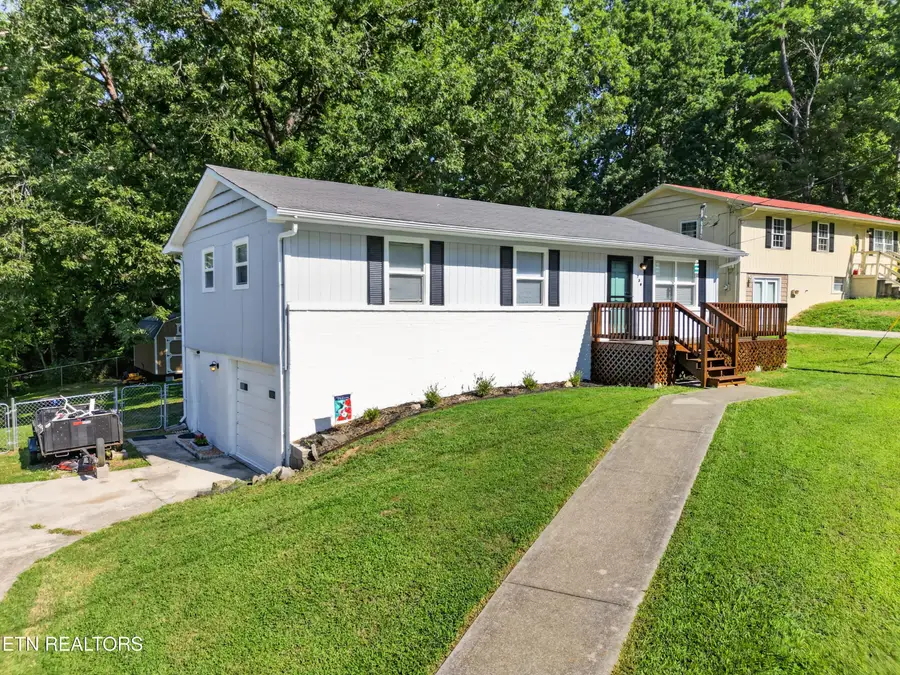 730 Black Forest Drive, Maryville, TN 37801 - #3