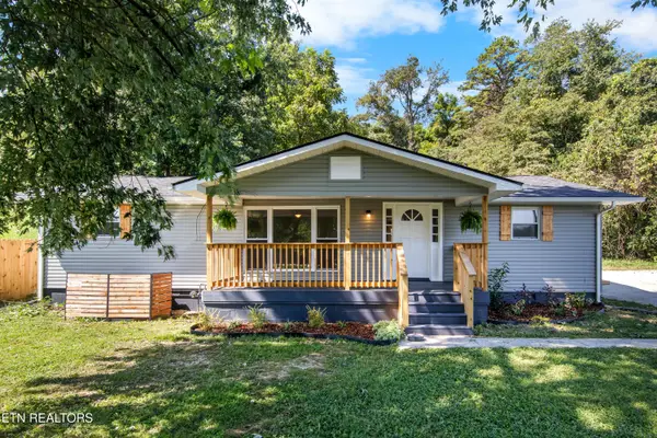 462 Island Ford Rd, Jacksboro, TN 37757