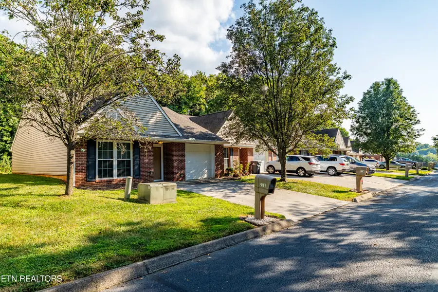 228 Dalton Place Way, Knoxville, TN 37912 - #3
