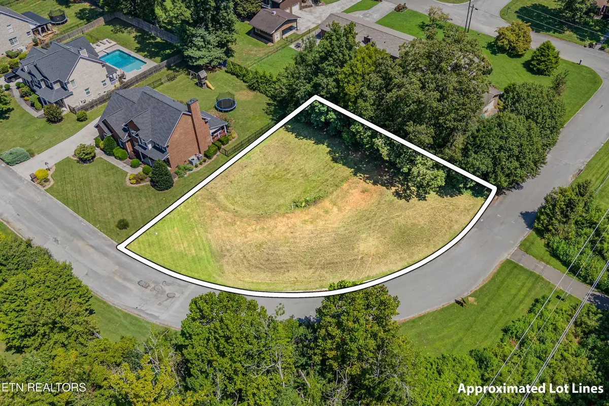 7304 Country Meadow Drive, Knoxville, TN 37918 - #1