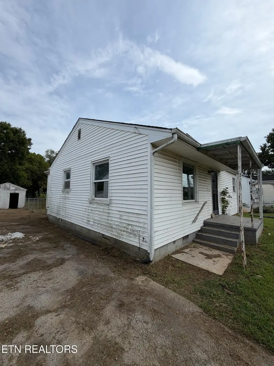 3754 Speedway Circle, Knoxville, TN 37914 - #3