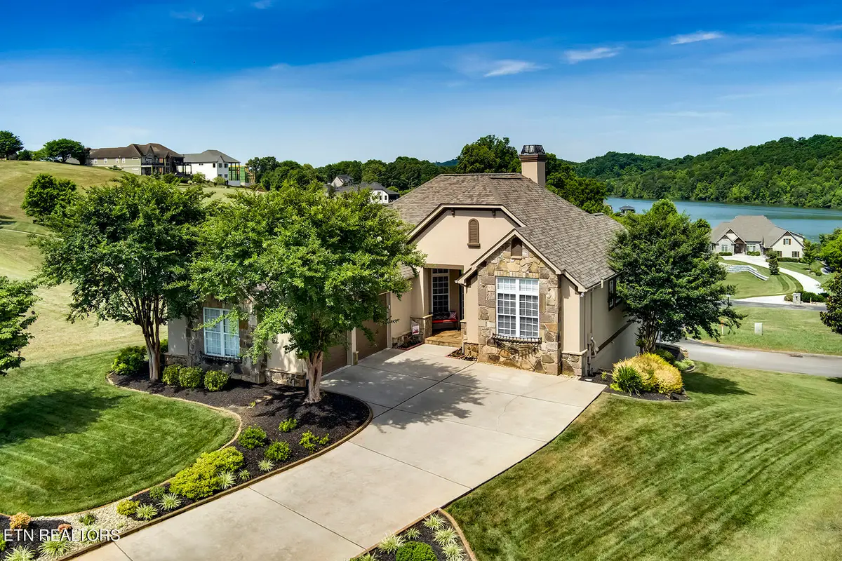 315 Hummingbird Drive, Vonore, TN 37885 - #1