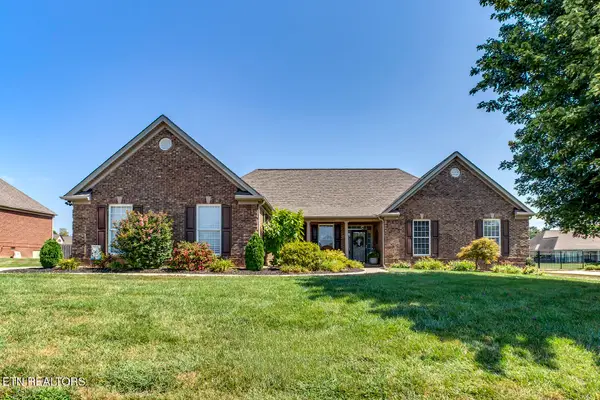 253 E Port Drive, Lenoir City, TN 37772