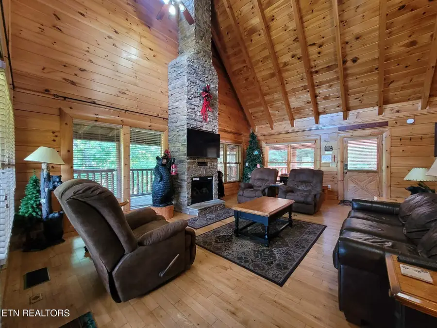 2060 Bear Haven Way, Sevierville, TN 37876 - #3