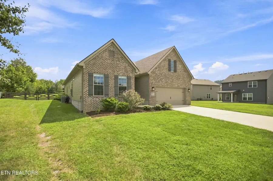 6872 Beeler Rd, Knoxville, TN 37918 - #2