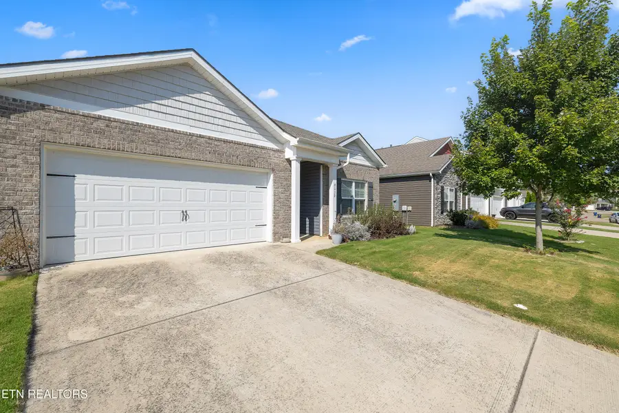 8039 Dennis Fox Lane, Knoxville, TN 37938 - #2