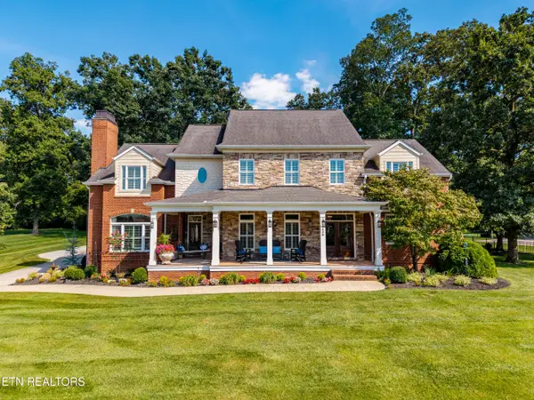 136 Charles Earl Lane, Maryville, TN 37803