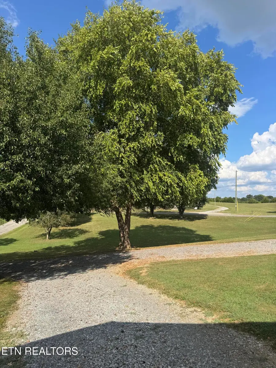 230 Ingram Rd, Madisonville, TN 37354 - #3