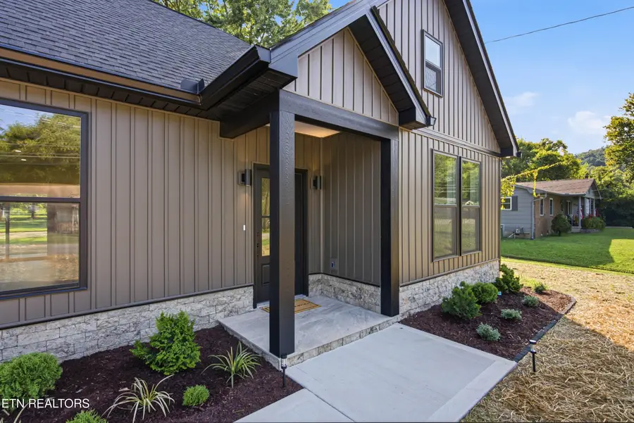 5318 Aubrey Lane, Knoxville, TN 37912 - #3