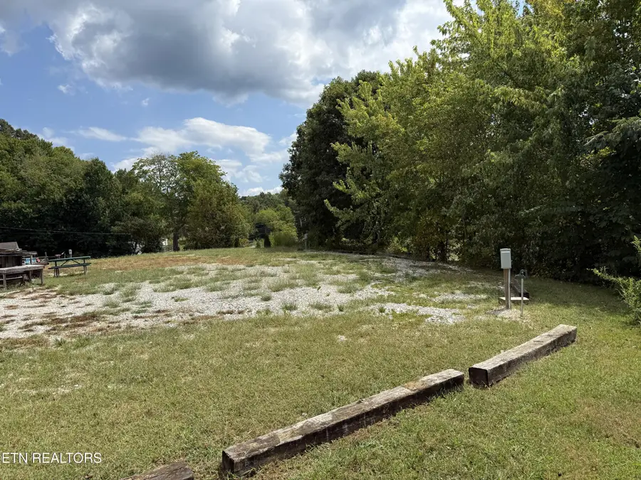 139 Brimstone Rd, Robbins, TN 37852 - #2