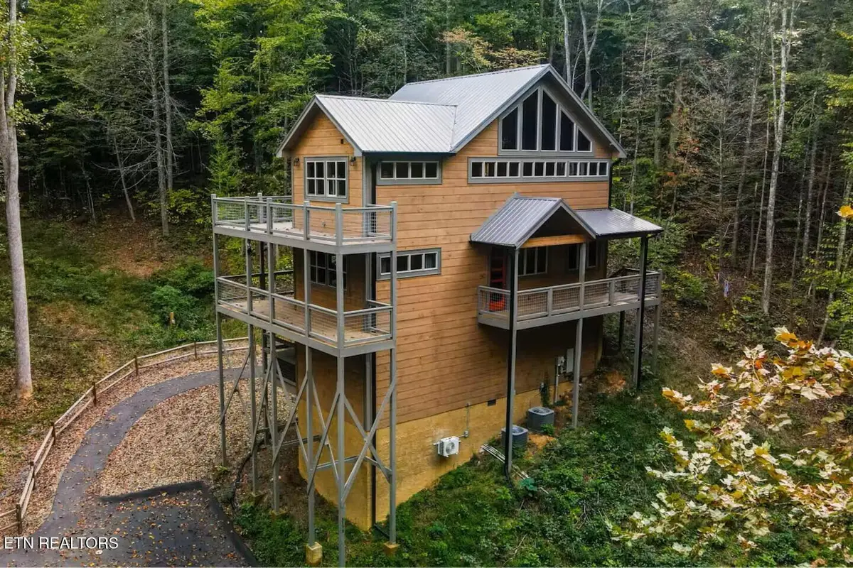 5175 Riversong Way, Sevierville, TN 37876 - #1