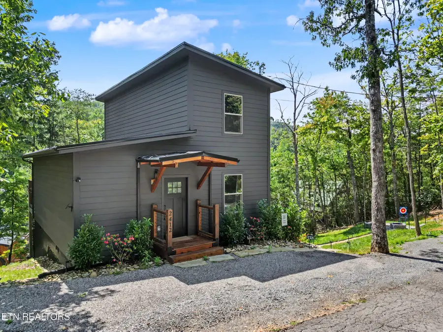 2412 Ridgehigh Pass, Sevierville, TN 37876 - #3
