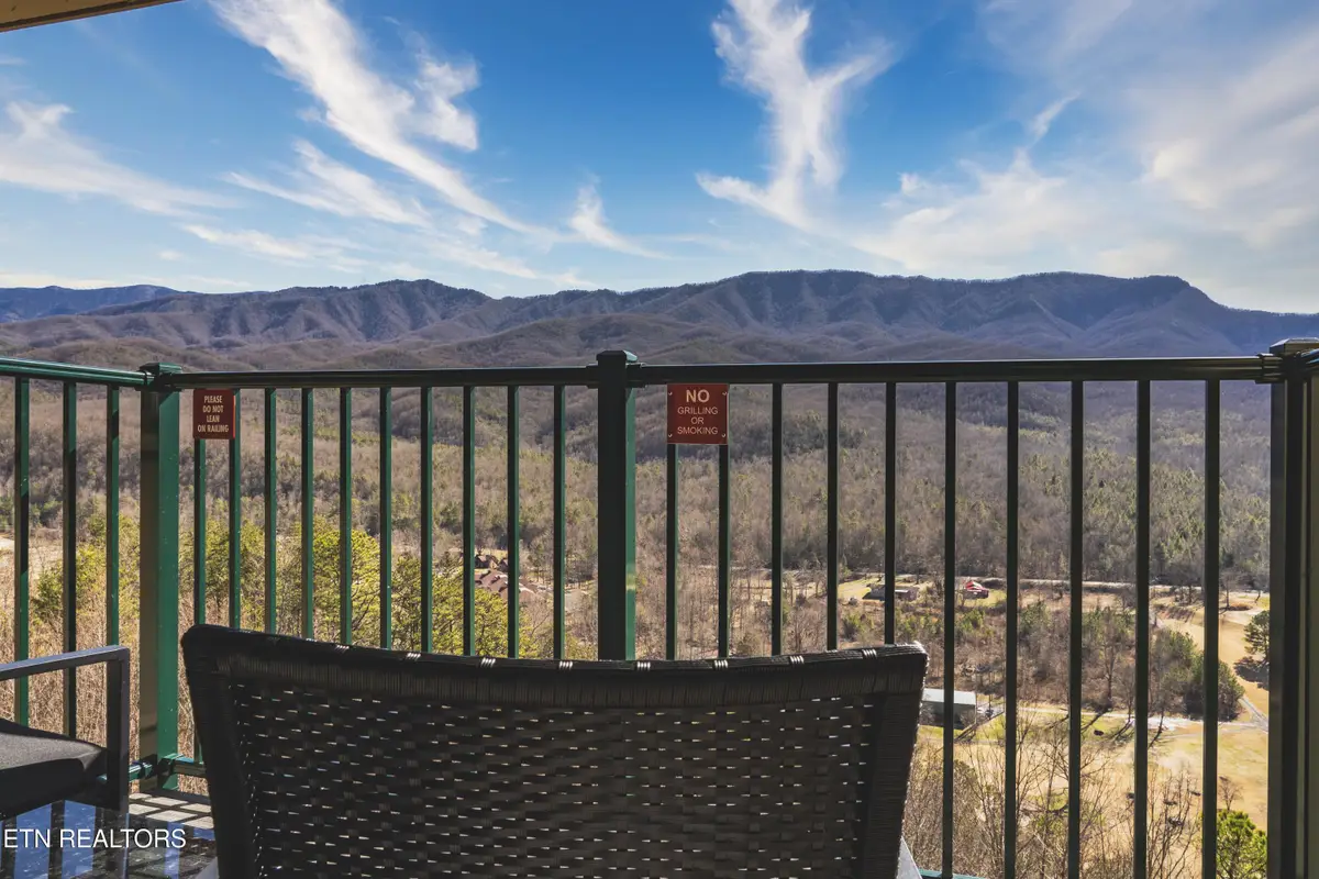 3710 Weber Rd #303, Gatlinburg, TN 37738 - #1