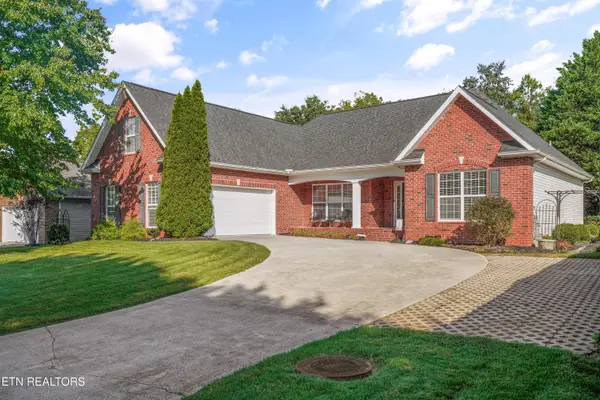5705 Rhyne Cove Lane, Knoxville, TN 37931